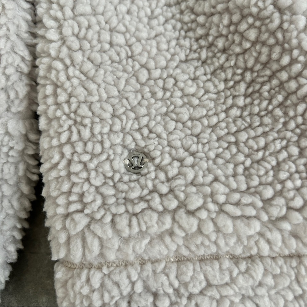 Lululemon Cinchable Fleece Zip-Up White Opal size 2 - Picture 7 of 8